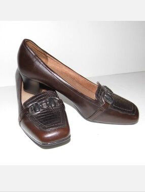 Life Stride Brown Shoes 8M